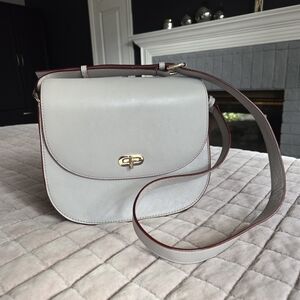 Lo and Sons Grey Genuine Leather Claremont Crossbody Shoulder Bag Photography